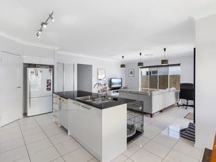 49 Anchorage Drive, Birtinya - Thumbnail 7