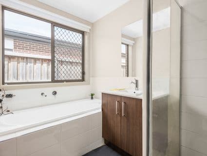90 Park Orchard Drive, Pakenham - Thumbnail 8