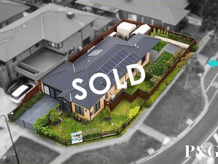 90 Thunderbolt Drive, Cranbourne East - Image 1