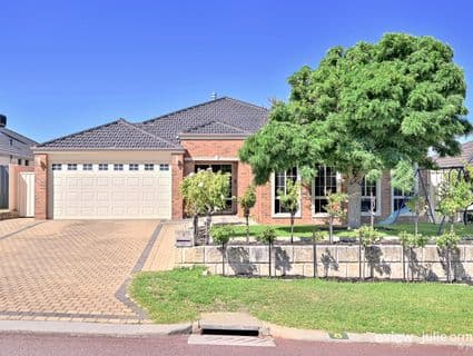 8 Penrose Vista, Tapping - Image 1