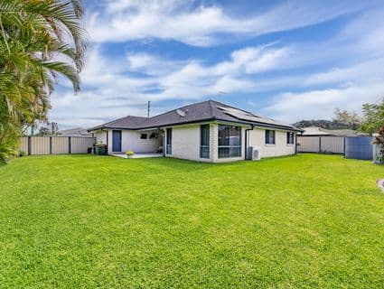 13 EDWIN DRIVE, Landsborough - Thumbnail 8