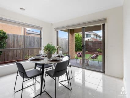 31 Heatherbell Avenue, Point Cook - Thumbnail 7