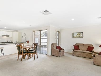 5 Embankment Grove, Chelsea - Thumbnail 2
