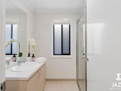28 Ramsgate Crescent, Truganina - Thumbnail 6