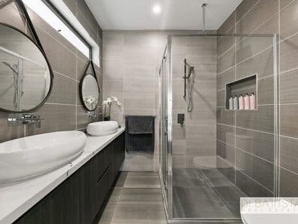 42 Scenery Drive, Craigieburn - Thumbnail 3