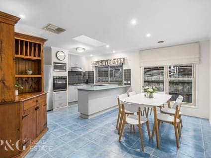 10 Malabar Court, Narre Warren South - Thumbnail 5