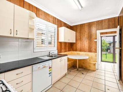 51 Marks Point Road, Marks Point - Thumbnail 2