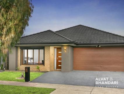 18 Falkland Road, Craigieburn - Image 1