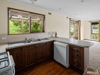 2 Edward Street, Healesville - Thumbnail 2