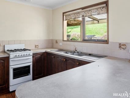 2 Edward Street, Healesville - Thumbnail 3
