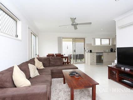 2 Tiara Place, Lawnton - Thumbnail 3