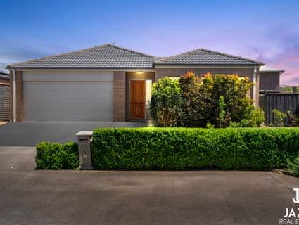 39 Landing Place, Point Cook - Image 1