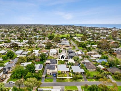 6 Woonton Street, Rosebud - Image 1