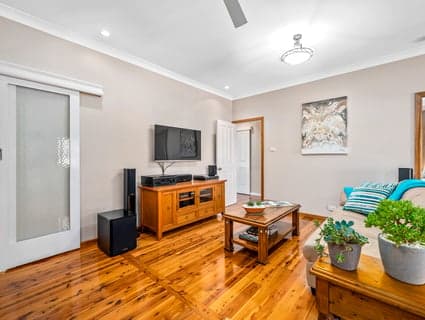 6 Merleview Street, Belmont - Thumbnail 8