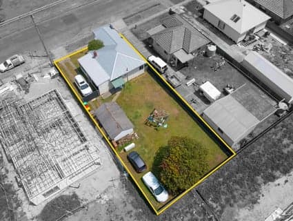 31 Lake Road, Swansea - Image 1