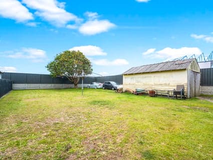 31 Lake Road, Swansea - Thumbnail 5