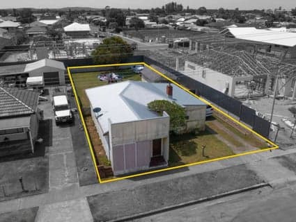 31 Lake Road, Swansea - Thumbnail 6