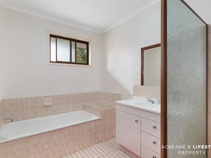 30 Sunny Court, Ningi - Thumbnail 8