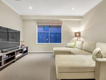18 Positano Grove, Greenvale - Thumbnail 5