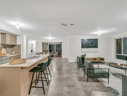 27 Gippsland Way, Craigieburn - Thumbnail 6