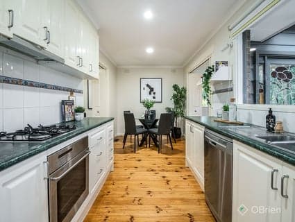 38 Deans Road, Upwey - Thumbnail 4
