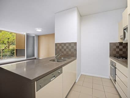 706/2 Avon Road, Pymble - Thumbnail 2
