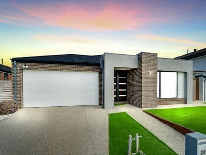 28 Cherrywood Avenue, Manor Lakes - Image 1