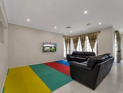 28 Cherrywood Avenue, Manor Lakes - Thumbnail 8