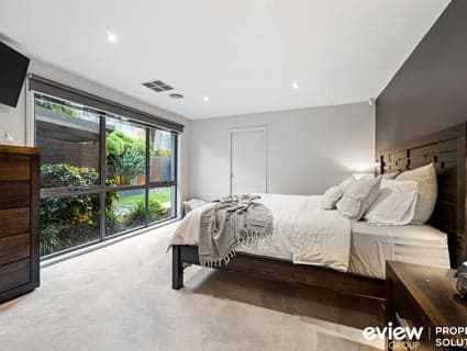 9 Latrobe Court, Wheelers Hill - Thumbnail 5