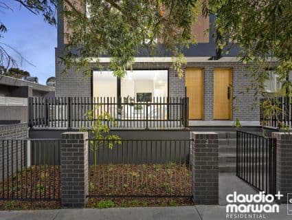 2/18 Fawkner Road, Pascoe Vale - Image 1