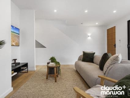 2/18 Fawkner Road, Pascoe Vale - Thumbnail 3