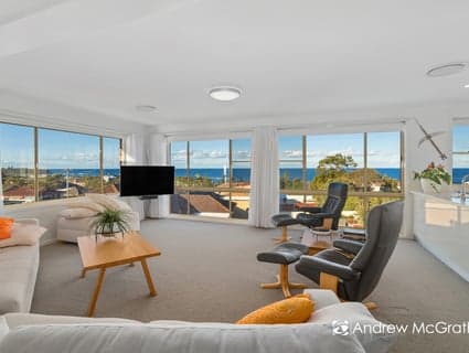 404, Caves Beach - Thumbnail 2