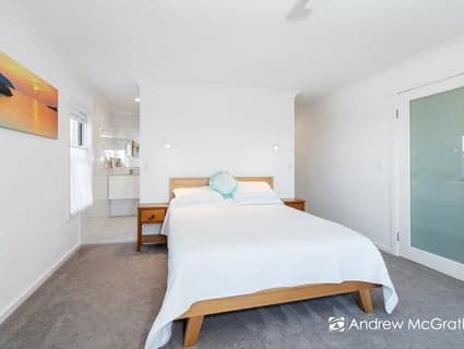 404, Caves Beach - Thumbnail 7