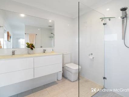 404, Caves Beach - Thumbnail 8