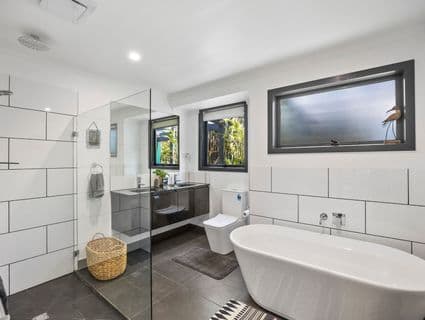 6 Bermuda Bend, Coronet Bay - Thumbnail 5