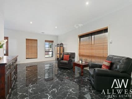 2 Billabong Court, Burnside - Thumbnail 3
