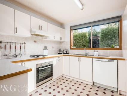2 Churchmead Court, Narre Warren South - Thumbnail 6