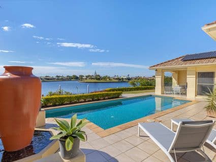 8 Majorca Place, Parrearra - Thumbnail 3
