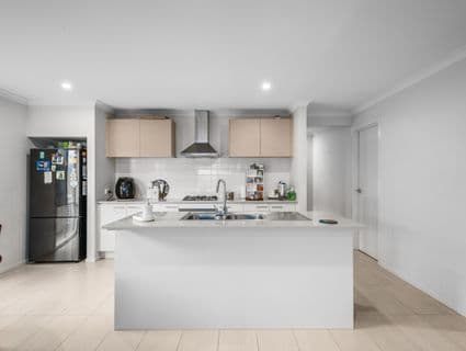 31 Boonwurrung Street, Cranbourne East - Thumbnail 4