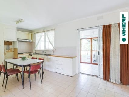 53 Station Road, Oak Park - Thumbnail 3