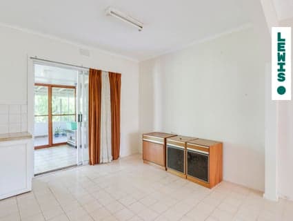 53 Station Road, Oak Park - Thumbnail 6