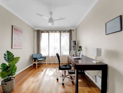 23 Heathcote Road, Manor Lakes - Thumbnail 2