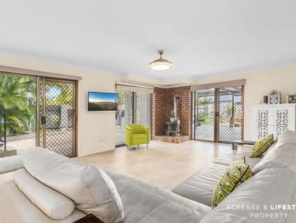 83 Bestmann Road East, Sandstone Point - Thumbnail 6