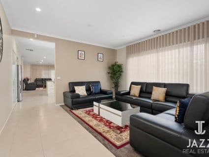 40 Arrowgrass Drive, Point Cook - Thumbnail 4