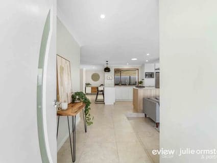 97 Edgewater Drive, Edgewater - Thumbnail 8