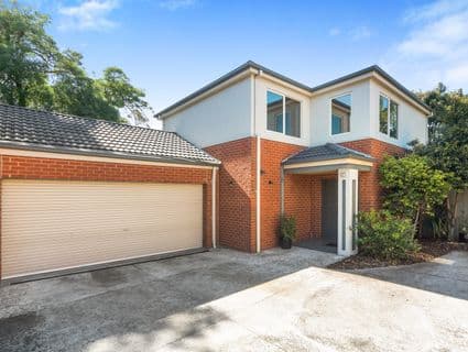 2/13 Gairloch Drive, Frankston - Image 1
