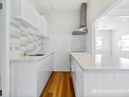 168 Bowman Street, Swansea - Thumbnail 7