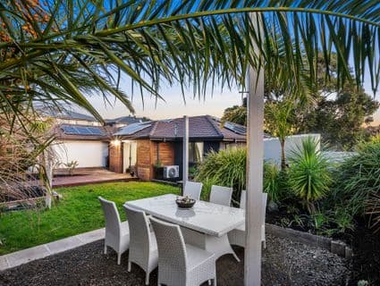 1 Falkiner Court, Carrum Downs - Image 1