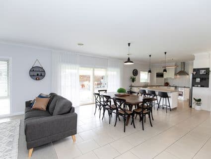 6 Berrybank Drive, Swan Hill - Thumbnail 2