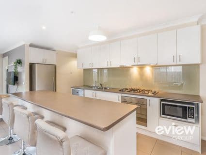 9 Pinnacle Way, Cowes - Thumbnail 2